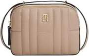 [Tommy Hilfiger] Lightweight Quilted Camera Bag with Crossbody Strap