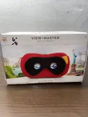 View-Master Virtual Reality VR Starter Pack Google Cardboard