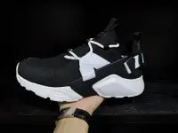 在飛比找Yahoo!奇摩拍賣優惠-Nike Air Huarache City Low 華萊士