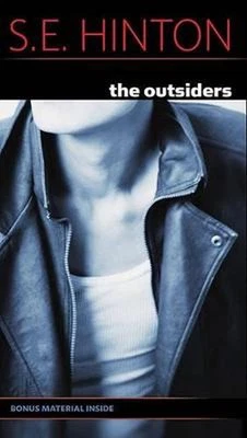 The Outsiders by S.E. Hinton (English) Mass Market Paperback Book