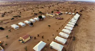賈沙梅爾風沙漠營地