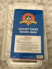 NEW SEALED- LOONEY TUNES Gelatin Mold Tray Bugs Daffy Taz Porky Tweety Sylvester