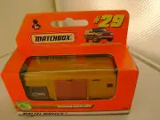 1999 MATCHBOX SUPERFAST #29 BEDFORD HORSE BOX TRUCK NEW IN BOX