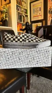 *NEW RARE* VANS OG AUTHENTIC STRESSED BLACK CHEKERBOARD VAULT VN0A5FBD95Y1 9 LX