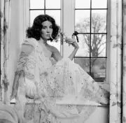 television actress Barbara Parkins at Chartwell November 1974 Historic Old Photo