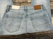 NWT American Eagle Men's AirFlex+ Athletic Straight Jean 30/30