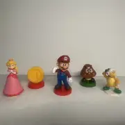 Super Mario Bros Chess Pieces Mario Coin Goomba Figurines Koopa & Princess Peach