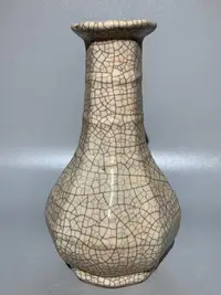 在飛比找Yahoo!奇摩拍賣優惠-古玩瓷器老物件 宋代哥窯金絲鐵線竹節瓶 殘件喜歡的朋友請聯系