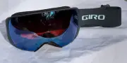 Giro Comp Snow Goggles, Dark Shark Light Thirds, Vivid Royal/Vivid Infared