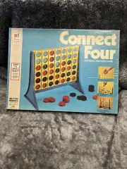 VINTAGE Connect Four COMPLETE Milton Bradley 1974