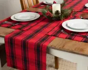 New Holiday Time 5 Pc Dining Set - Table Runner Placemats Red Black Christmas