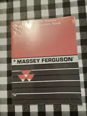 1449-741M1 Massey Ferguson 1220/1230/1235 Operators Manual