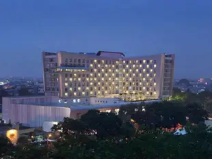 棉蘭桑迪卡達燕扎首映會議飯店Santika Premiere Dyandra Hotel & Convention – Medan