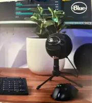 BRAND NEW Blue Snowball Ice USB Gaming Condenser Microphone - Black