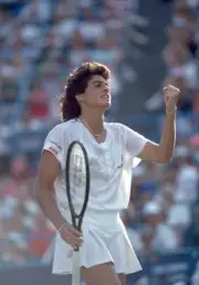Gabriela Sabatini of Argentina celebrates after defeating Steffi G- Old Photo 5