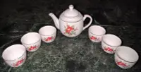 在飛比找Yahoo!奇摩拍賣優惠-早期  大同 關東窯 茶具組 。民國71年。香山可參考
