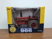 1/16 Ertl Farm Toy International Harvester 966 Tractor FFA