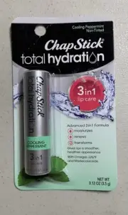 Chapstick Total Hydration 3 In 1 Cooling Peppermint NIP