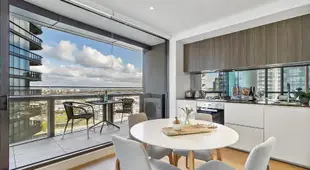 Ultra-Modern Luxury With Views At Kai Waterfront