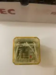 IDEC RR3B-UL ICE CUBE RELAY DC24V 10 PACK W/LIGHT