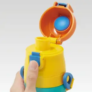 【小禮堂】Disney 迪士尼 玩具總動員 不鏽鋼直飲保冷水壺附背帶 470ml - Q版遊樂園款(平輸品)