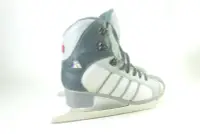 在飛比找Yahoo!奇摩拍賣優惠-現貨熱銷-冰球進口花樣鞋滑冰鞋冰刀鞋杰克遜Jackson成人