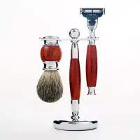 在飛比找Yahoo!奇摩拍賣優惠-英國 Grand Manner 尊爵系列 修容刮鬍刀套組（紅