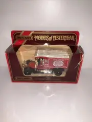 MATCHBOX MODELS OF YESTERYEAR 1:38 1910 RENAULT TYPE AG - T TUNNOCK BAKER - Y-25