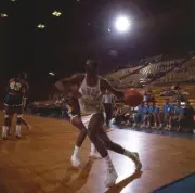 Basketball College Ucla Lucius Allen In Action 1966 OLD PHOTO 1