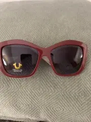 TRuE RELIGION RED Sunglasses - 100 Percent UVA UVB Protection - NWT