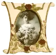 Picture Frame Oval Opening 3 x 4 1/2"
