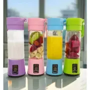 Multifunctional Mini Blender Portable Juice Extractor for Shakes and Smoothies