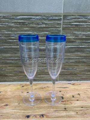 TUPPERWARE ILLUSIONS SHEERLY ELEGANT ALEGRA WINE FLUTE GLASS SET/2 LIGHT BLUE