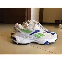 在飛比找蝦皮購物優惠-Reebok 鞋子。（售出