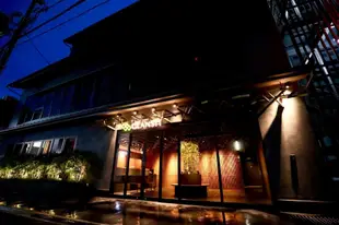 京都河原町格蘭希特膠囊旅館