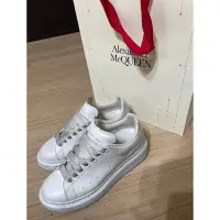 在飛比找蝦皮購物優惠-Alexander McQueen 小白鞋