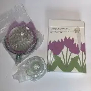 Avon Pretty Blossoms Dual-Sided Magnifying Mirror Free Standing 2001