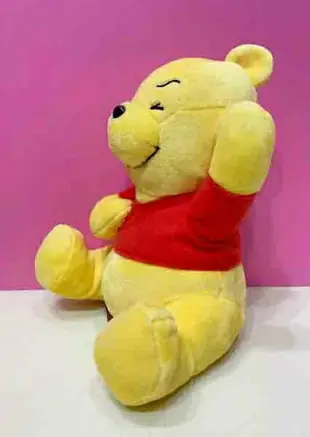 【震撼精品百貨】Winnie the Pooh 小熊維尼 迪士尼絨毛娃娃-舉手#36924 震撼日式精品百貨