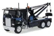 Greenlight Collectibles 86627 1:43 1984 Freightliner FLA 9664 Tow Truck Diecast