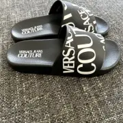Versace Jeans slides size 3 boys or 5 women’s-LT56P