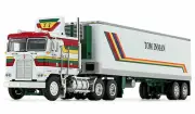 1/64 DCP TOM INMAN KENWORTH K100 W/ 40' VINTAGE REEFER TRAILER FALLEN FLAG #35