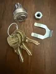 Compx USPS-L-1172C National Mailbox Lock C9100 (Lock with 3-keys)