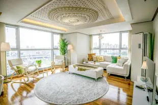 明洞的3臥室公寓 - 120平方公尺/2間專用衛浴Superior Cozy Home 3BR 2BATH 3M Walk@SEOUL Station