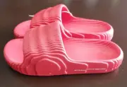 adidas Mens ADILETTE 22 SLIDES Sandals SZ us 7 Better Scarlet Cloud White IF5394