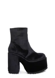 [Y.R.U.] Krush Velvet Platform Boots - Black
