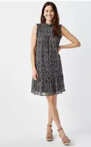 Maurices New With Tags Black Floral Mini Shift Dress Size Small Above the Knee