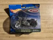Harley Davidson Heritage Springer Model 1:18 Die Cast Hot Wheels