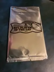2017 Panini NFL Player Of The Day Sealed Promo Pack - Patrick Mahomes RC ?