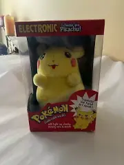Sealed Vintage 1999 Pokemon Pikachu Plush Electronic Talking I Choose You