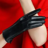 在飛比找蝦皮購物優惠-艾❤尚百貨精品冬季 女款 機車手套 皮手套 防水手套 觸屏手